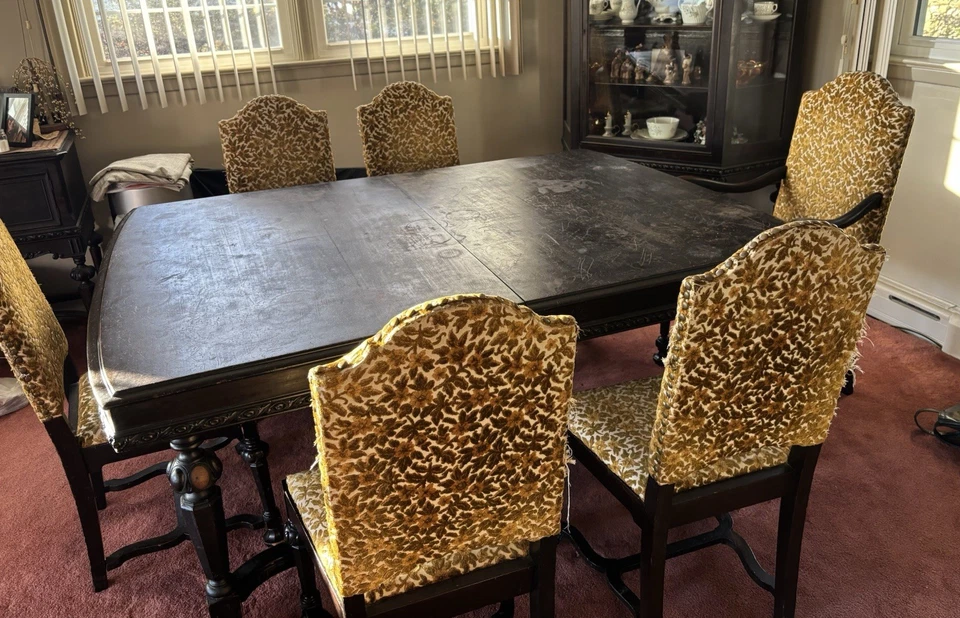 Juego de comedor antiguo estilo federal de caoba Foto 2 de 4