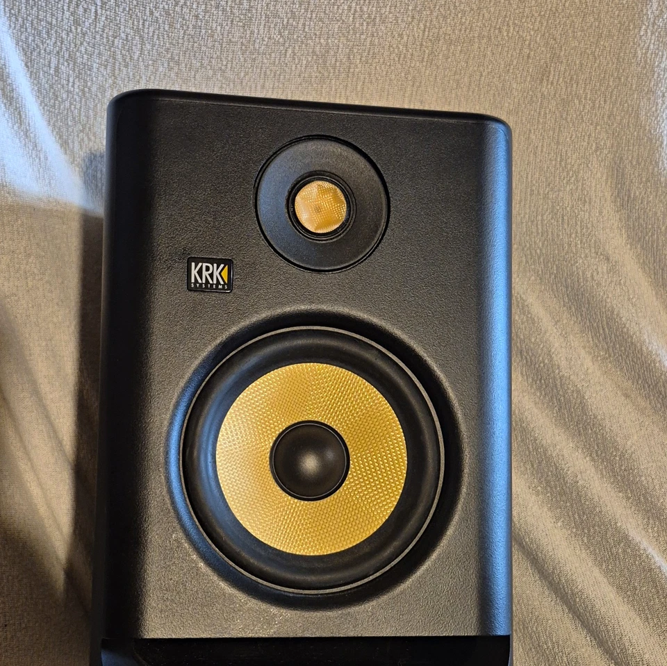 KRK ROKIT 5 aktiver Studiomonitor Lautsprecher verkabelt XLR Schwarz/Gelb - Bild 1 von 3