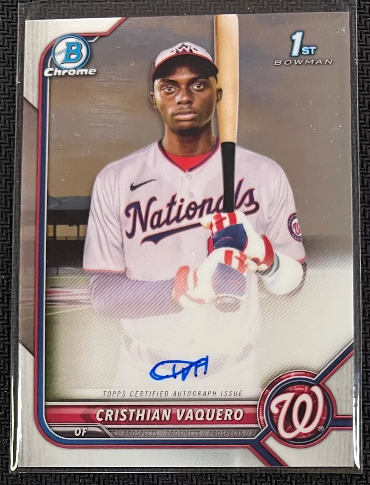 Cristhian Vaquero trading card