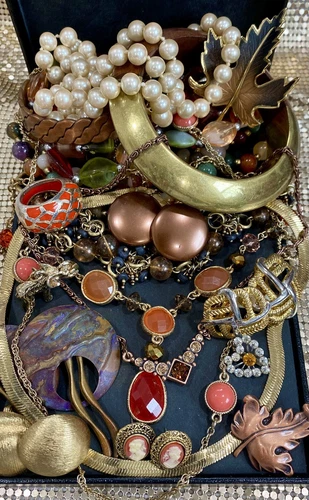 Vintage Estate Costume Jewelry Lot ! MONET, TRIFARI and more!