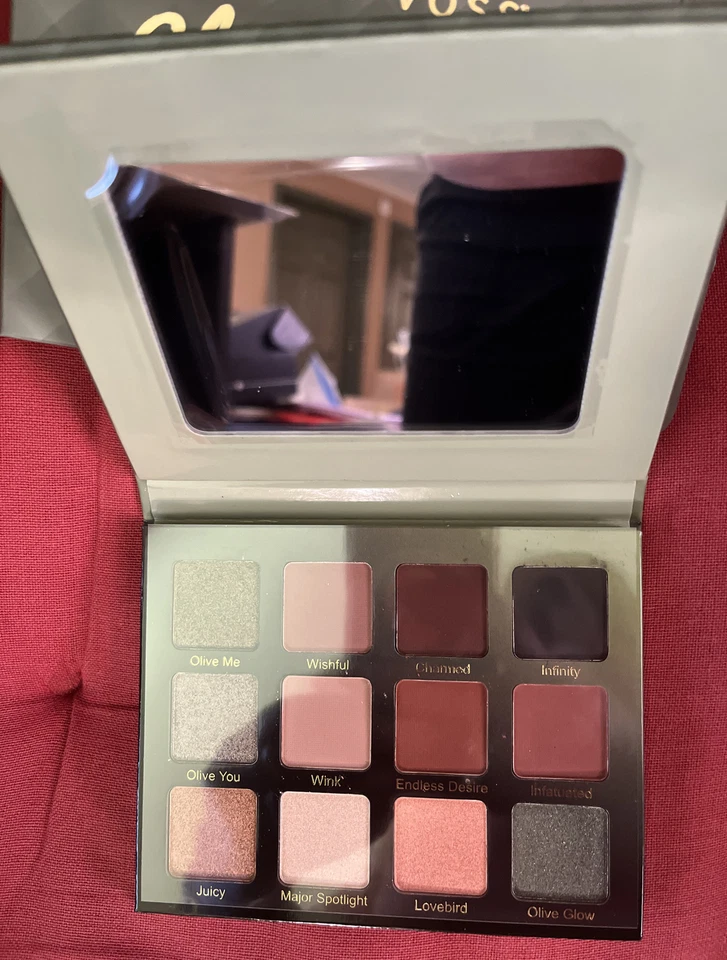 Violet Voss - Olive You Forever Eyeshadow Palette, 15.6g - FULL SIZE  - NIB - Image 3 of 4