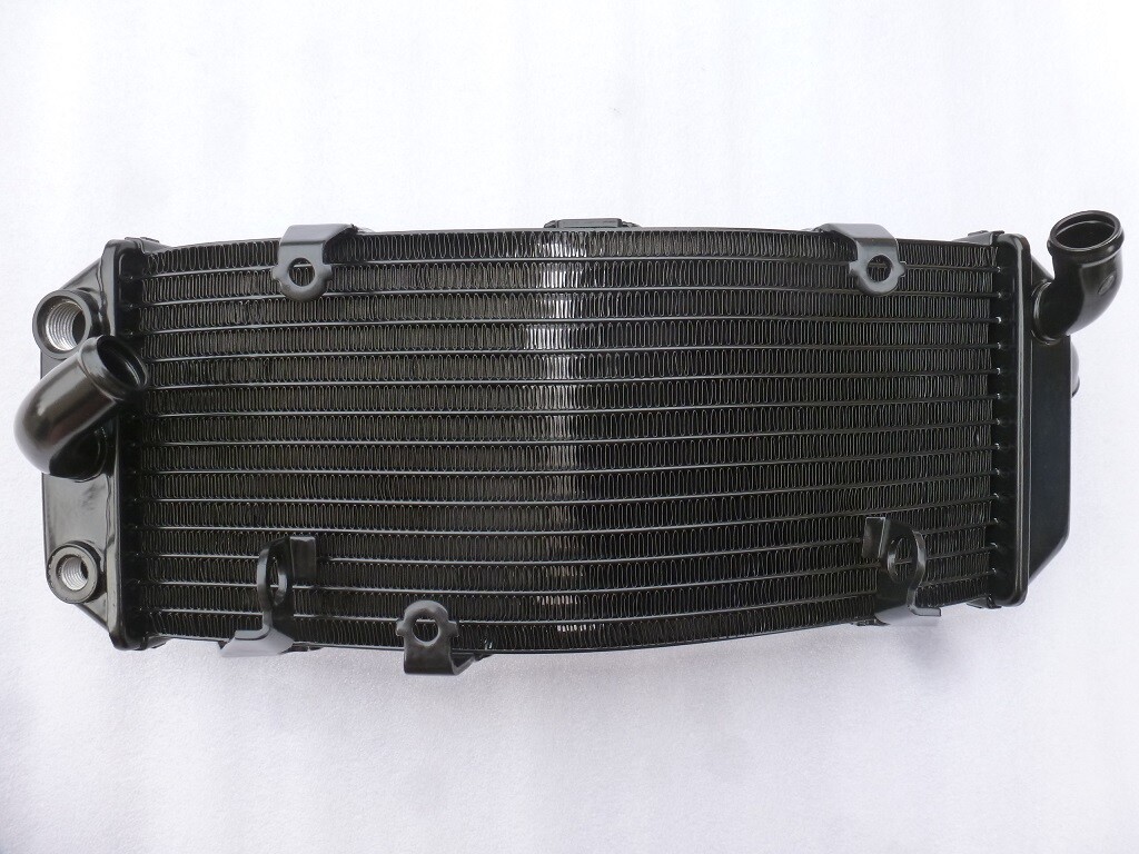 Radiateur TMAX 500 neuf contre la surchauffe moteur du XP500 2002