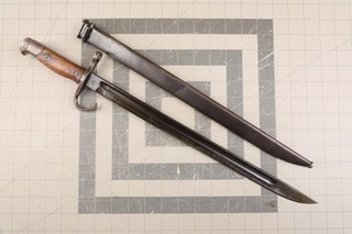 Imperial Japanese WWII Nagoya Arsenal Hooked Quillon Type 30 Arisaka Bayonet