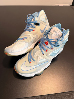Lebron 13 / XIII  XMAS  - Guter Zustand - Gr. 43/10