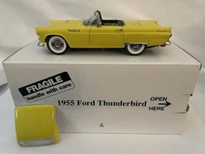 DANBURY MINT 1955 LE Ford Thunderbird #5505 HT Convertible Yellow 1:24 Scale