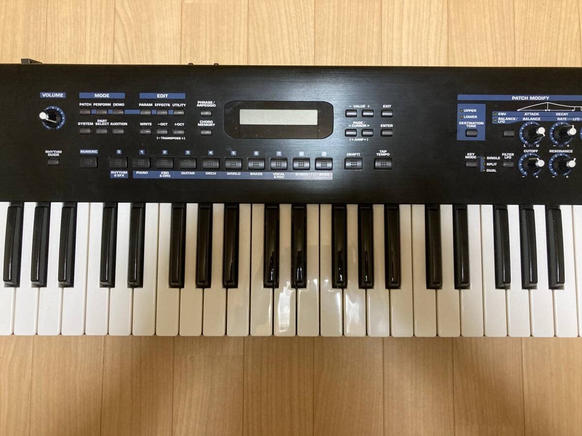 Buy Roland JUNO-D Keyboard Synthesizer online | eBay
