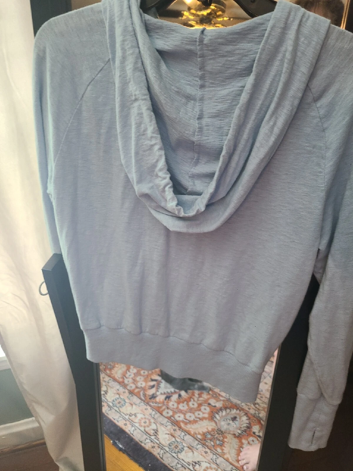 UNDERCOVER Felpa con cappuccio rosa giacca blu con cerniera