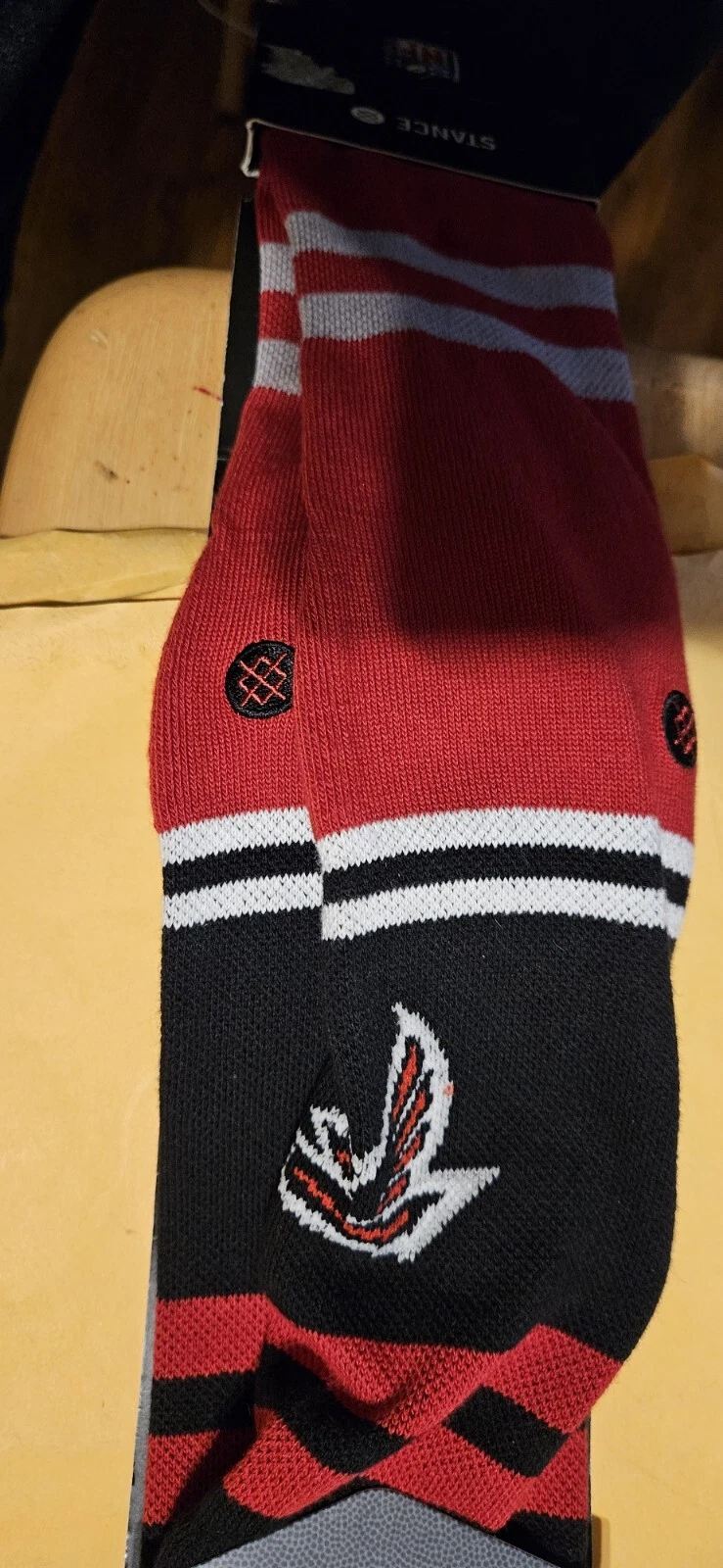 Atlanta Falcons Stance football Sideline Logo Crew Socks Large NWT