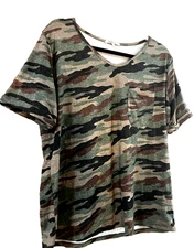 Cozy Co. Soft Camo Women's Tee Size Large