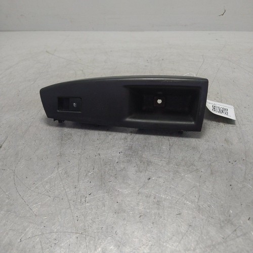 Pulsante interruttore alzacristalli post SX Chevrolet Cruze - Usato Garantito - Imagen 3 de 4
