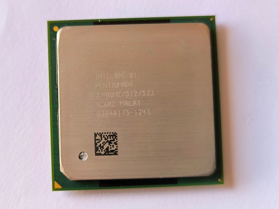 🔴 Intel Pentium 4 3.20 GHz + original Intel laminar cooler & Fan - Socket 478 - Immagine 2 di 4