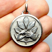 Matrimonio, regalo de boda. Antigua medalla grande. Colgante de plata.