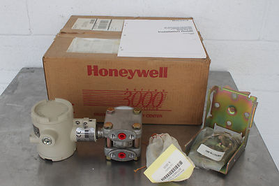HONEYWELL ST3000 S100e TRANSMITTER STD120-E1A-00000-MBF1D3-A36H NEW