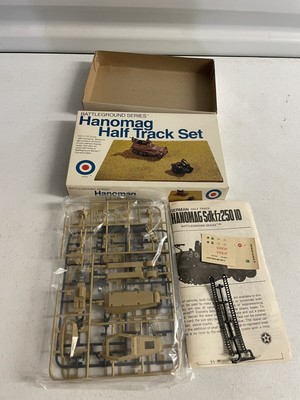 Entex Battleground Series 1/76 Scale Hanomag German Half Track Set New Open Box