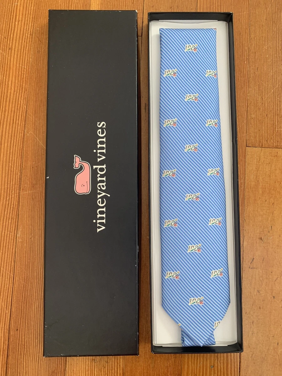 Vineyard vines brand top
