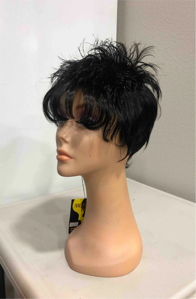 Peluca sintética completa Pixie Wispy Straight Bangs | Kaylee Motown Tress  Foto 3 de 3