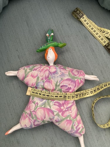 Vintage Poupee Millet Doll signed Serge Porcelain Handmade French Peapod lady . - Picture 6 of 10