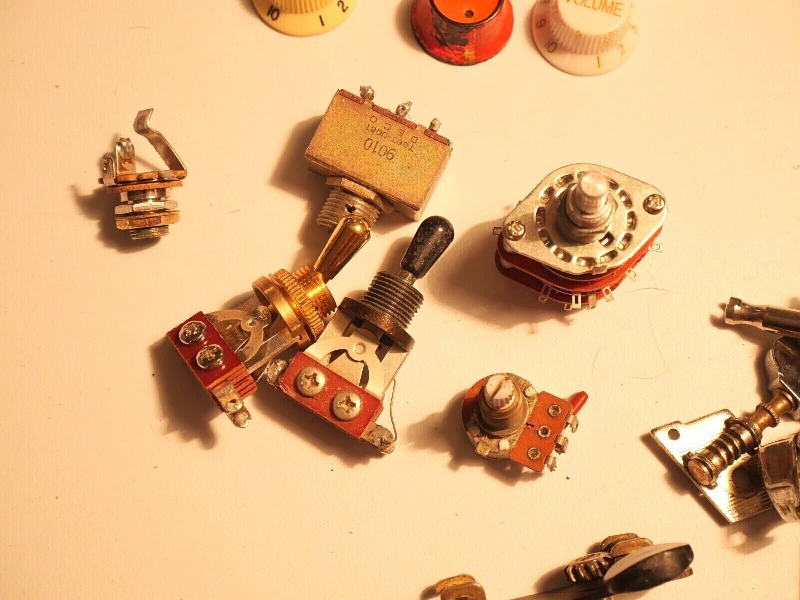 Vintage Guitar Parts Large Lot Neckplate Knobs Binding Covers Bridge