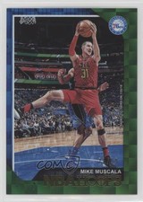2018-19 Panini NBA Hoops Green 21/99 Mike Muscala #51 4at