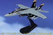 Hobby Master 1:72 F/A-18F Super Hornet USN VFA-103 Jolly Rogers AG200
