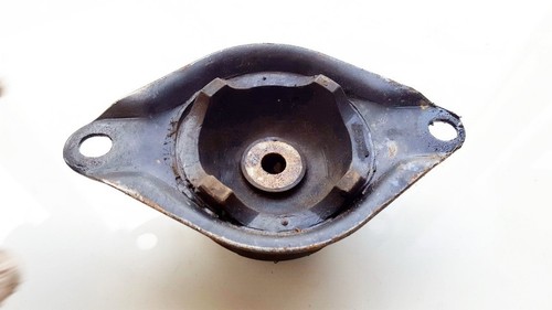 Motorhalterung und Getriebe (Motorhalterung)  Audi 100 DE808318-44