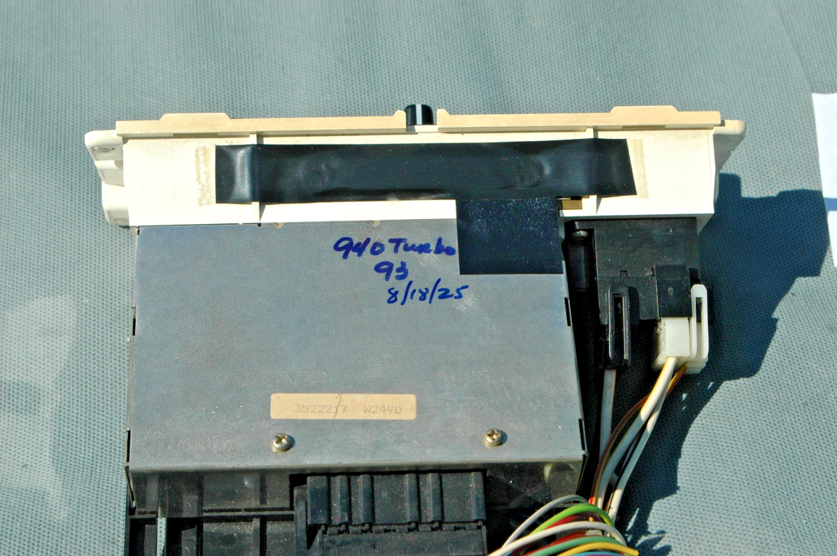 Volvo 940 A/C ECC Climate Control Unit Volvo 740 940 Climate AC