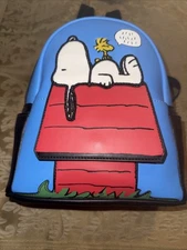 Loungefly Peanuts Mini Backpack Snoopy On Doghouse Limited Edition 