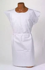 *50-Piece* Tidi White Exam Gowns 30" x 42" Tissue/Poly/Tissue 910420