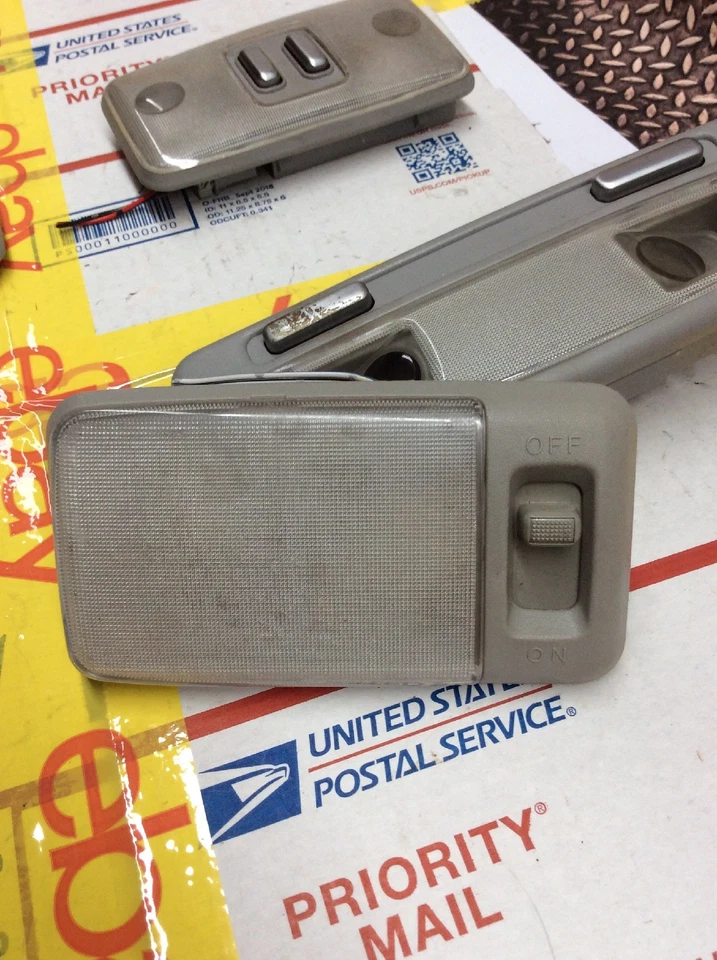 1996-1999 ISUZU OASIS INTERIOR DOME LIGHT set of 4 FITS: 95-98 HONDA ODYSSEY oem - Image 3 of 4