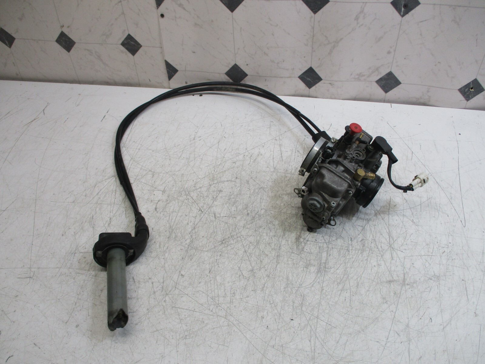 2002 Yamaha YZ250F Keihin Carburetor Throttle Cable & Intake Manifold