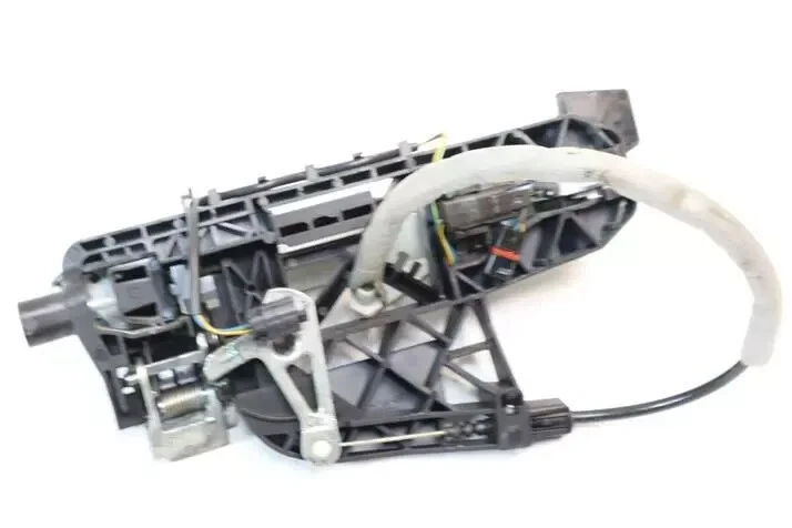 07-13 Mercedes W221 S550 S400 S63 AMG Manija de puerta exterior trasera izquierda Go OEM Foto 4 de 4