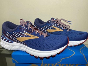 stars and stripes brooks running shoes