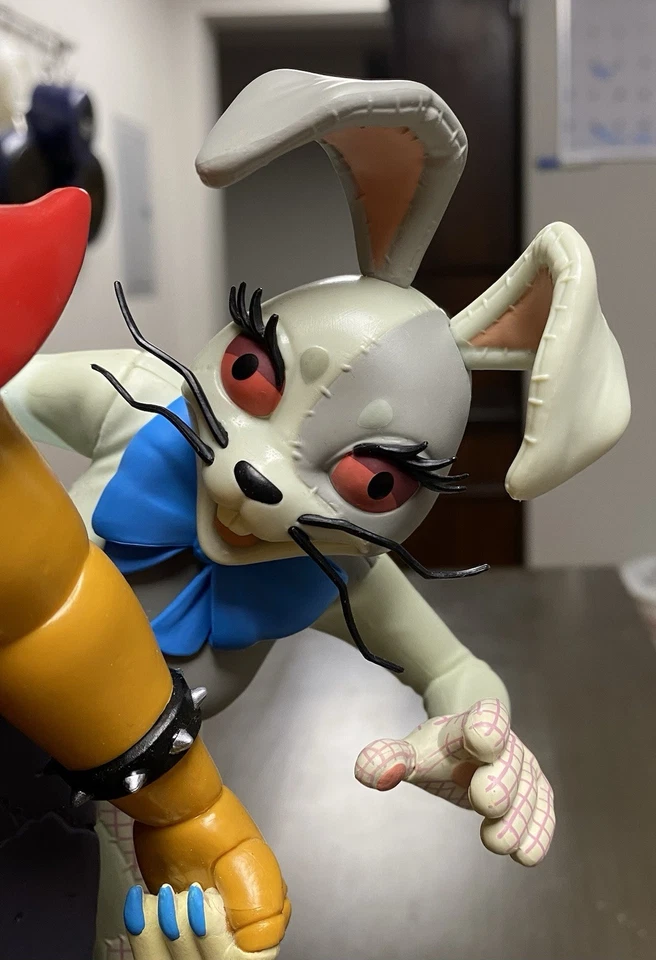 Estátua Funko Five Nights At Freddy's Security Breach Freddy and Gregory em perfeito estado - Imagem 3 de 4