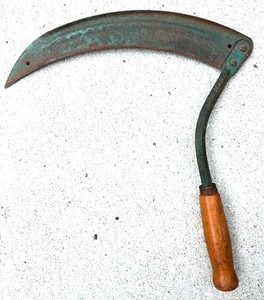 Rare Green Thumb GH12 Hand Scythe Vintage Sickle Hand Tool Decor With Oak Handle