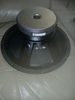 EV Electro-Voice 15'' 8 ohms EVS 15M 400 Wats