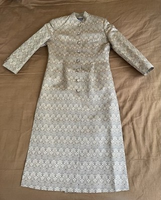 J. Peterman 100% Silk Brocade Dress Coat Women s 8 VTG Asian Inspired Long READ