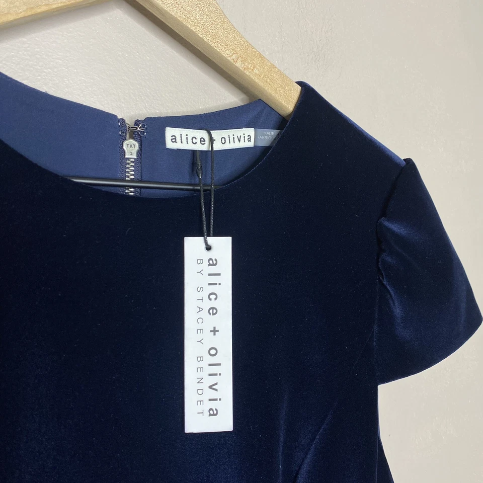 NEW Alice + Olivia Women’s Size 8 Enid Navy Blue Ruffle Trimmed Dress - Image 4 of 4