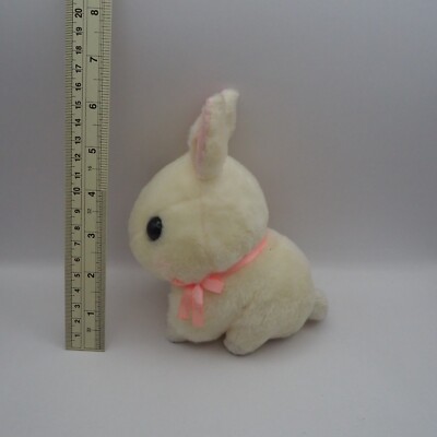 D1505A Kyun to Naki Usagi Rabbit Cream Amuse Plush 6