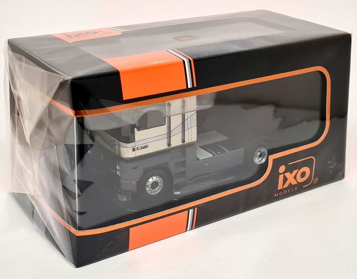 iXO 1/43 - Renault Magnum AE 520 Ti 1994 Beige Diecast Scale Model