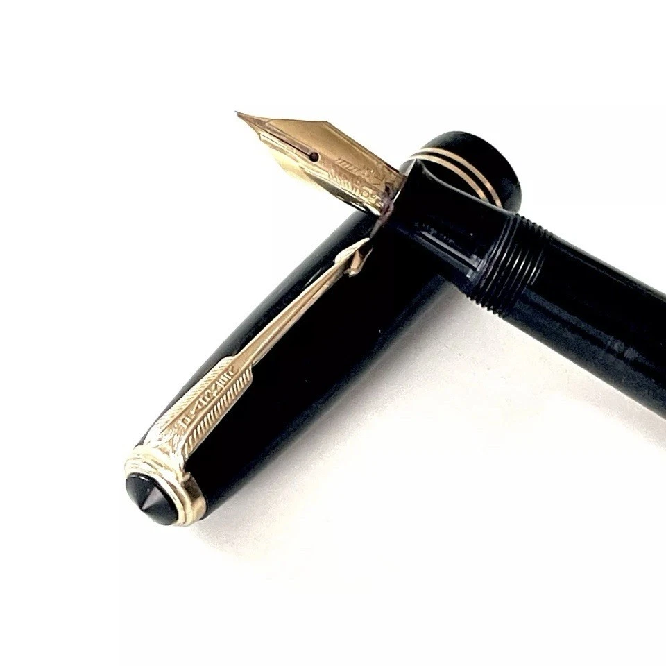 VINTAGE PARKER VACUMATIC FOUNTAIN PEN; BOX; 14K NIB - Image 2 of 4