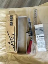 Tappeto a manovella in legno vintage 10" gancio punzone ago strumento da cucire antico