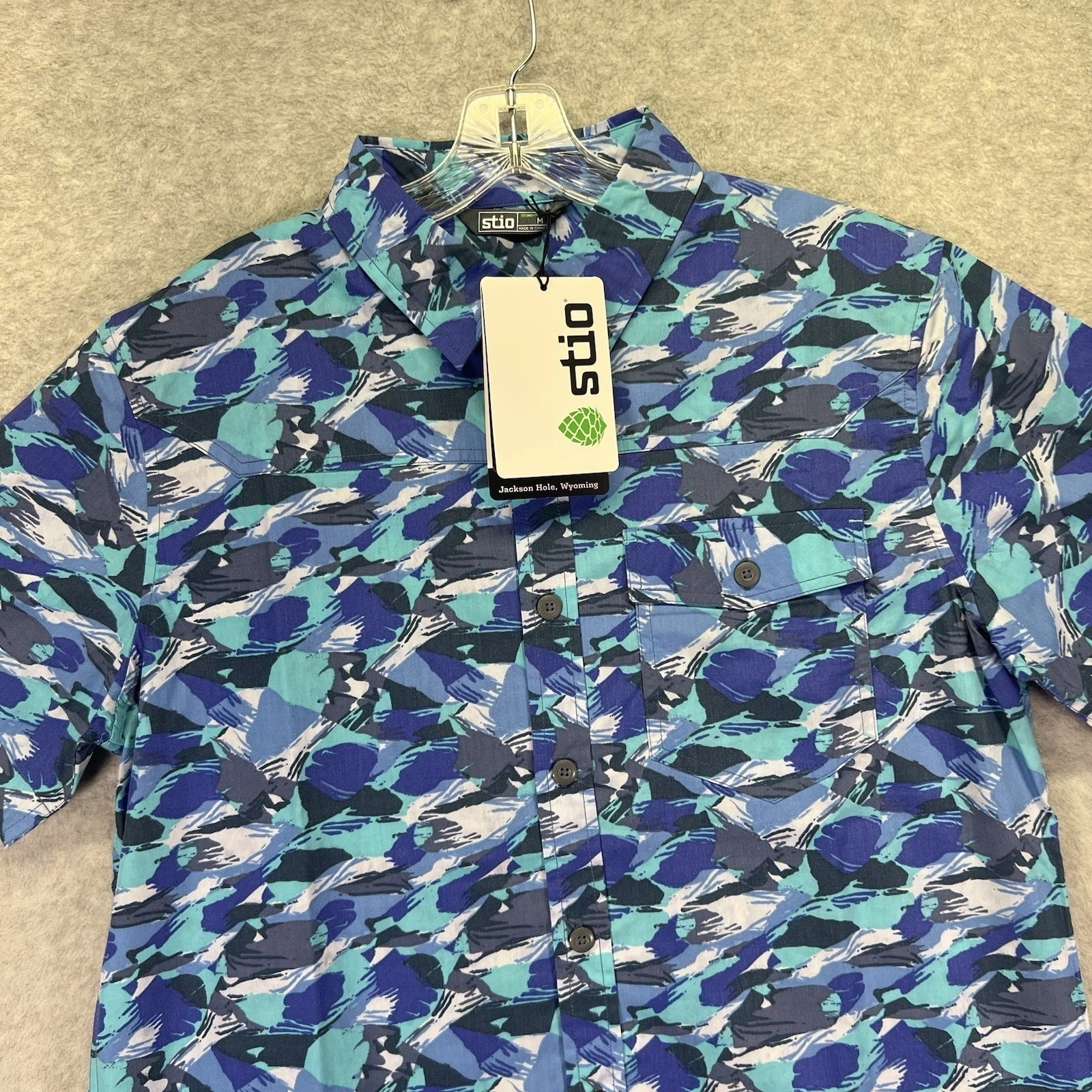 Stio Shirt Mens Medium Hot Spring Brush Stroke Camo Curtis Camp Short Sleeve
Opens in a new window o