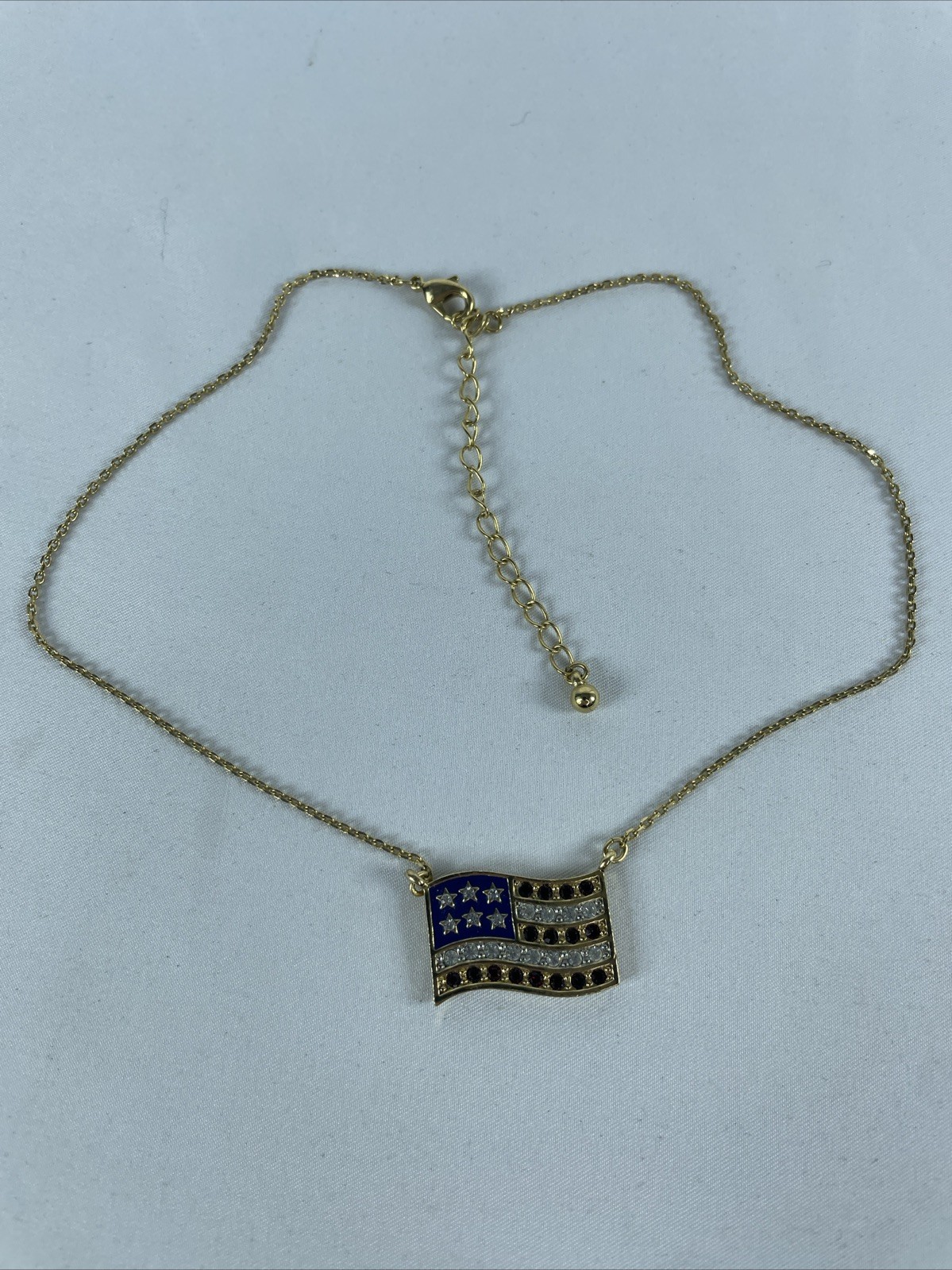 NINA RICCI AVON Signed Vintage Necklace American Flag Rhinestones 15