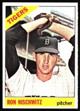 1966 Topps #38 Ron Nischwitz