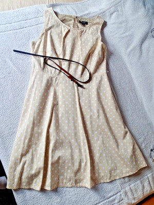 Comma  : Schickes Etui - Kleid in  Gr. 42 --- ein Hingucker ---