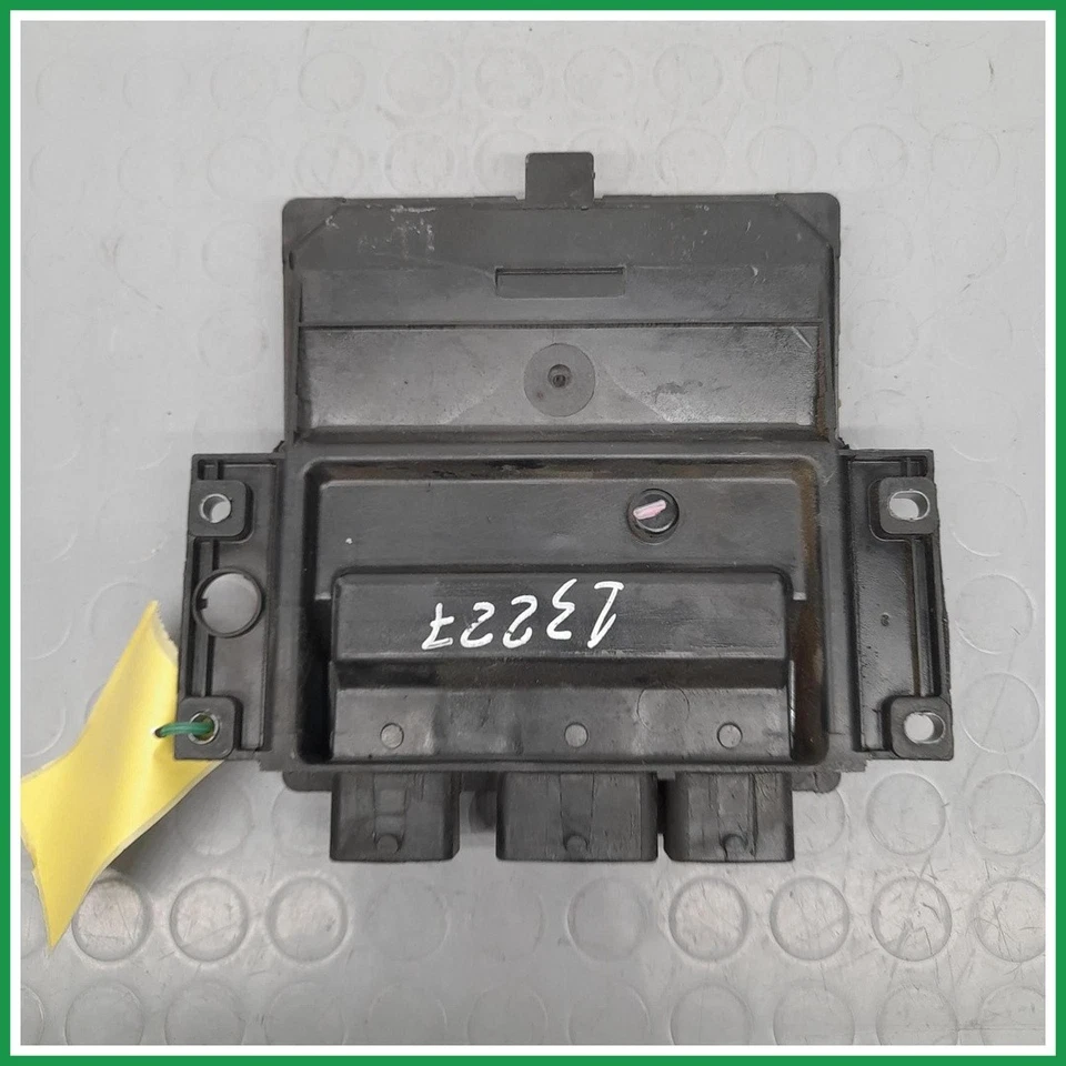 Centralina Motore Iniezione ECU Delphi Renault Clio III 8200911560 2007 2014   - Immagine 2 di 4