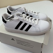 Size 6 GS - adidas Grand Court 2.0 Low White Black - GW6511