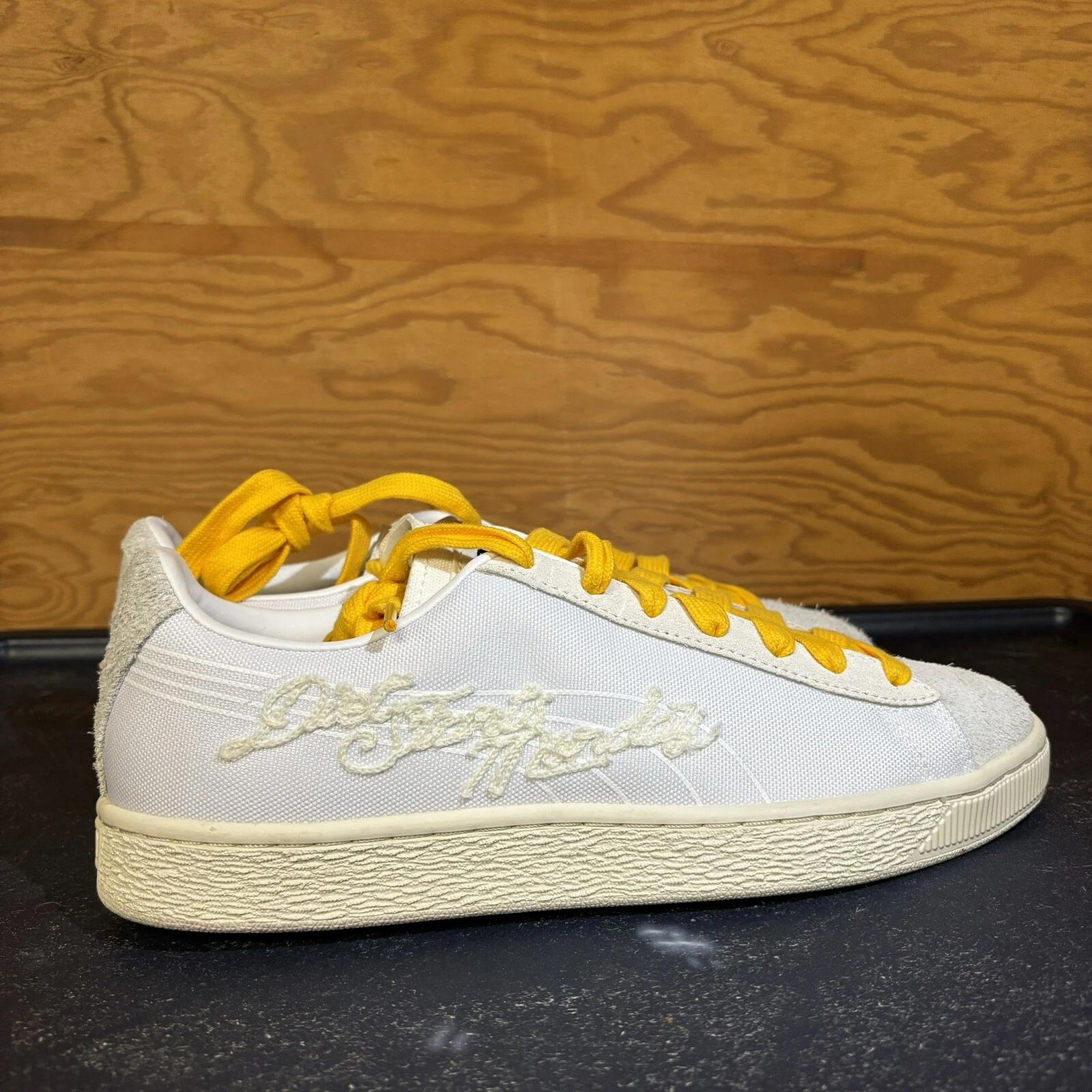 Scarpe da ginnastica bianche lifestyle Puma in pelle scamosciata X DSM Starts lunedì taglia 8