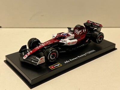 Alfa Romeo C42, #77 Valtteri Bottas F1 2022, Bburago  Hardcase mit Fahrer 1:43
