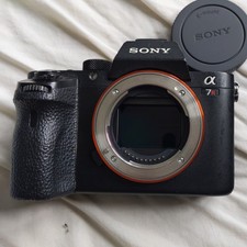 Sony Alpha A7R II  Digital Camera Body 42.4MP - Black. 30k